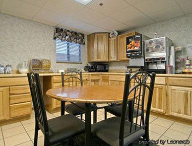 Super 8 By Wyndham Keystone/Mt. Rushmore Restoran gambar